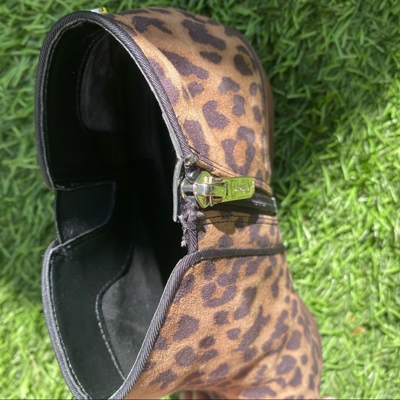 Sam Edelman circus Leopard Print Preston Bootie Ankle Boot women’s Size 9 - Picture 8 of 9